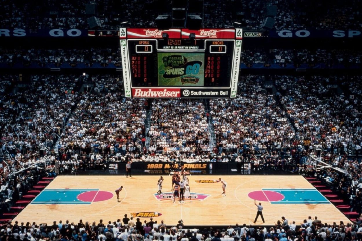 Döbbenetes nézőcsúcs az NBA-ben! Több mint 65 ezer néző lesz a pénteki San Antonio Spurs-Golden State Warriors meccsen