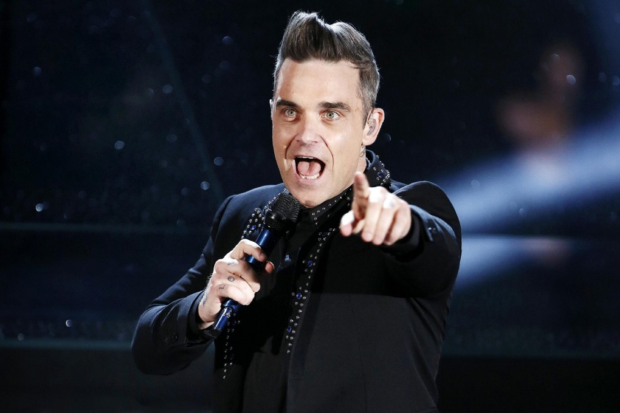 Újabb világsztár Budapesten! Márciusban a magyar fővárosban koncertezik Robbie Williams