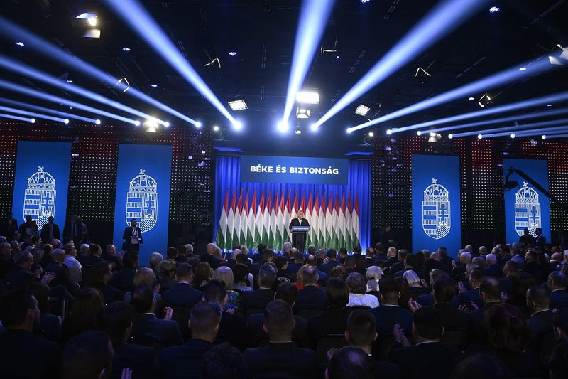Mindenkit kiosztott Orbán Viktor – Bident, Brüsszelt, Sorost, a NATO-t, az ellenzéket –, csak Putyinról feledkezett meg