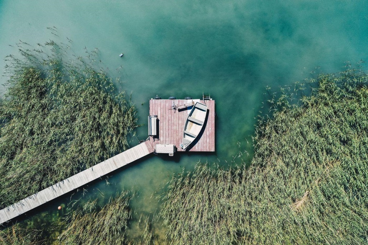 Feldarabolhatják a stégedet, ha benne felejtetted a Balatonban