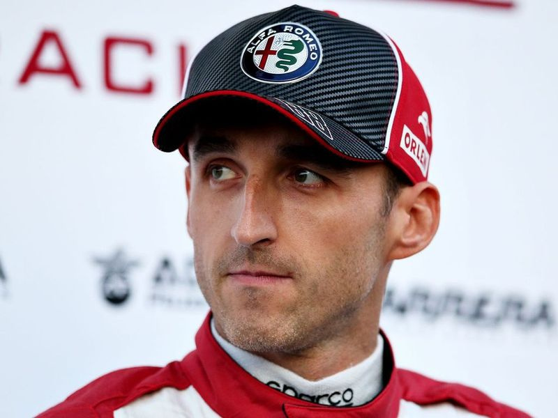 Robert Kubica "oktatóval" bérelt ki egy M4-t