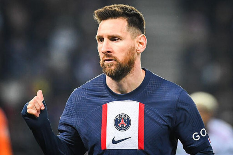 Lionel Messi Barcelonába érkezett