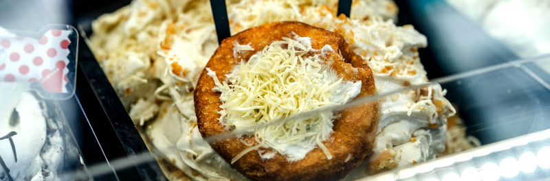 Új fagyi hódít a Balatonon! A sajtos-tejfölös lángos ízű fagylalt a király