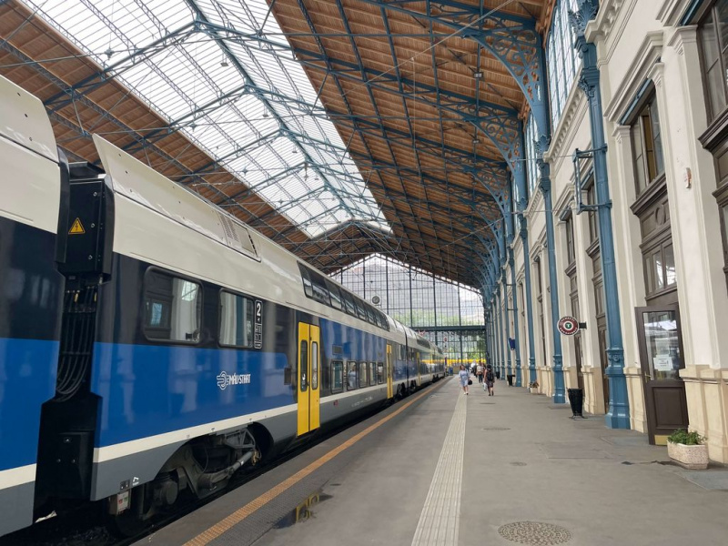 Szeretjük az InterCity büfékocsikon található streetfood ételeket és söröket