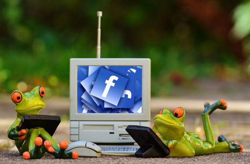 Jön a fizetős Facebook és Instagram?