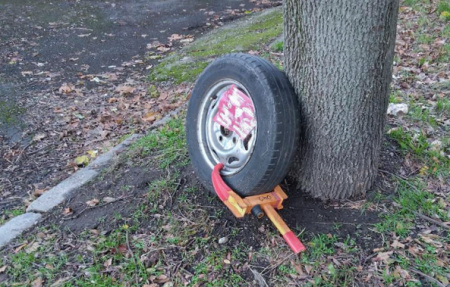  Lecserélte a lezárt kereket és elhajtott – új eljárás várhat rá