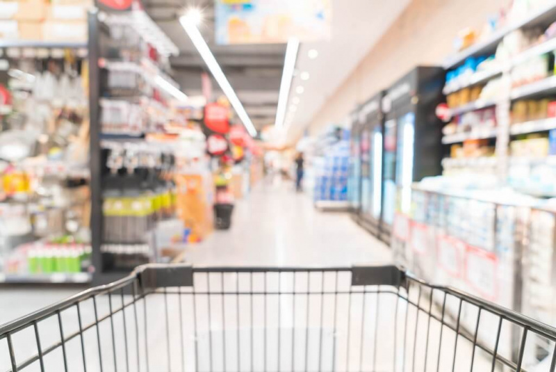 Már a héten kivezethetik az élelmiszerek ársapkáját – Napirenden a kérdés a szerdai kormányülésen