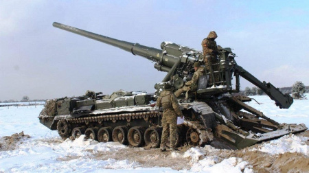  Howitzer tüzérségi nehézfegyvereket is kap Ukrajna