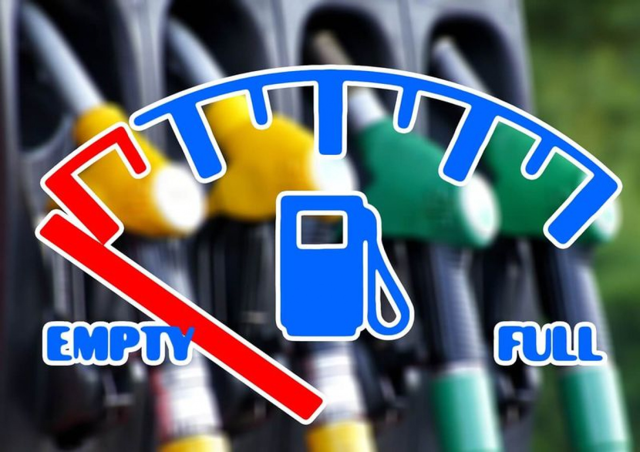 Megint nyílik az üzemanyag-árolló – drágul péntektől a gázolaj ára