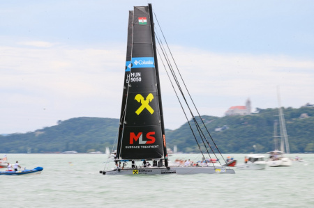  Kékszalag: rekordidővel győzött a Raiffeisen Fifty-Fifty