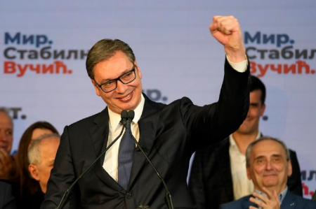  Vucic mindent vitt a szerb választáson: ő marad a köztársasági elnök, és a pártja alakíthat kormányt