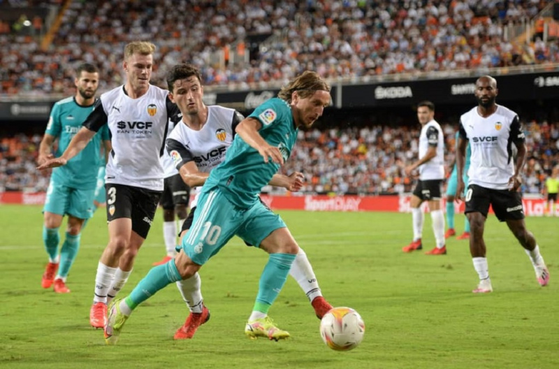 Királyi erősítés: Modric hosszabbítana, Pogba Madridba költözhet
