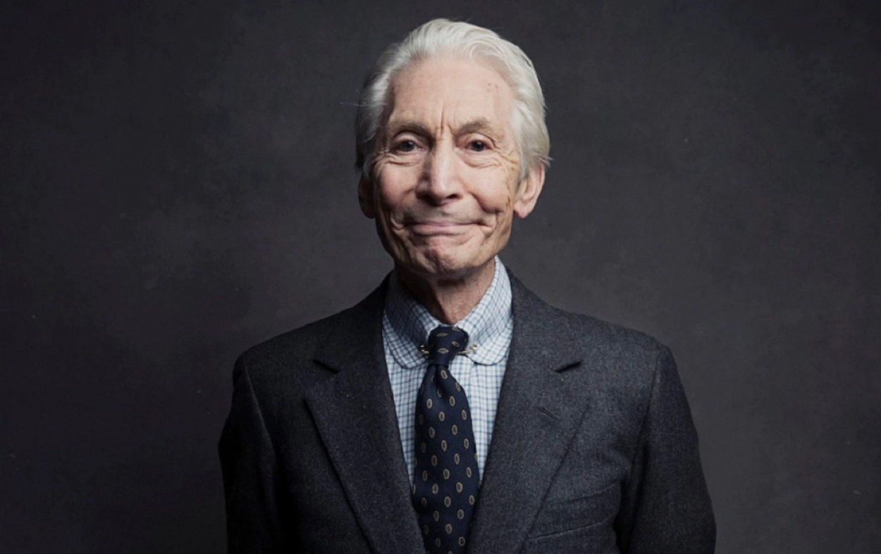 Akarsz magadnak a Rolling Stones dobosának relikviáiból? Kalapács alá kerül Charlie Watts gyűjteménye