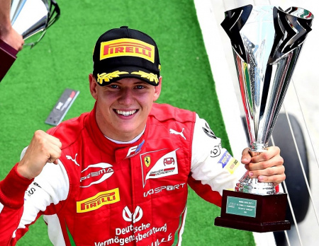  Mick Schumacher megnyerte a 2020-as F2-es bajnokságot!