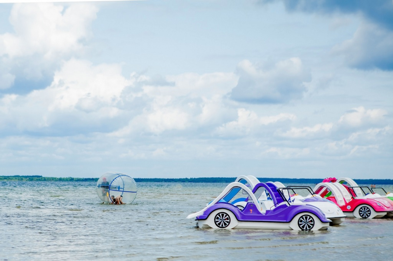 Tragédia! A vízibiciklijéről a halálba ugrott!