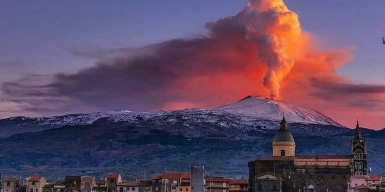 Kitört az Etna, hamu lepte el Cataniát