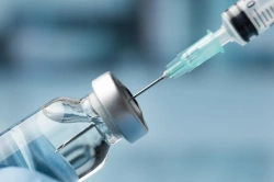Koronavírus vakcina: Egy ember, aki 200-szor oltotta be magát