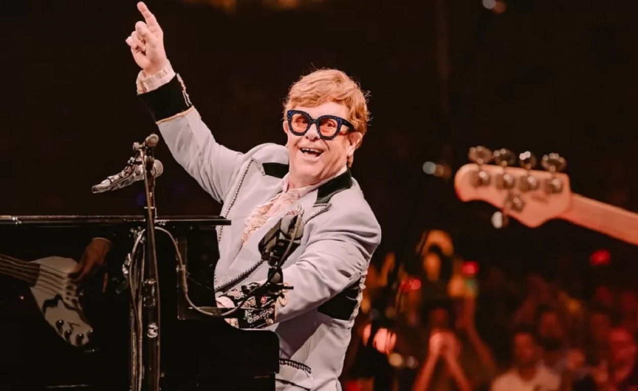 Elton John végleg lezárta a zongorát – Stockholmban elköszönt mindenkitől