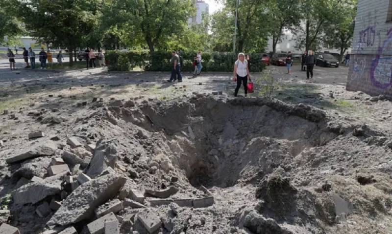 A háború kegyetlen valósága – Kijevben már kisgyermek áldozata is van az oroszok bombázásának