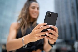 Az Apple 2023-ban megelőzte a Samsungot az okostelefonok piacán