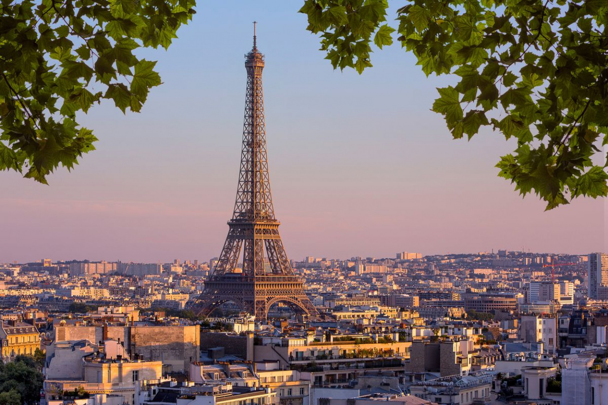 Franciaország nemzeti ügynökséget hoz létre a külföldi álhírek kiszűrésére