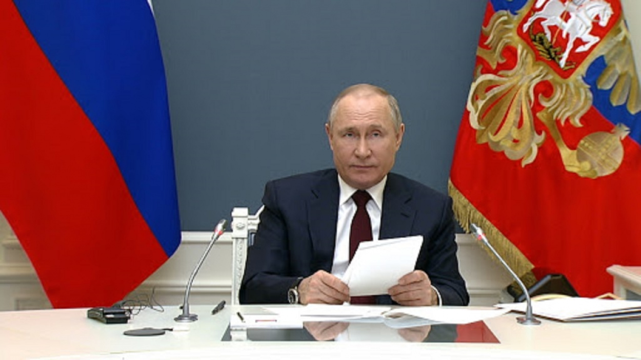 Putyin a kirgiz-tádzsik konfliktus miatt aggódik, de az egy percig sem izgatja, hogy ő megtámadta Ukrajnát